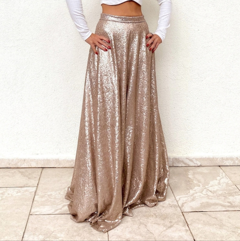 Elegant Gold Sequin Skirt